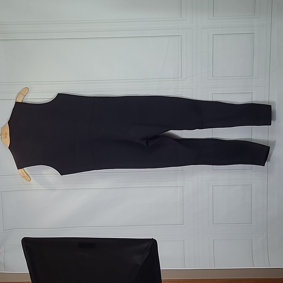 BARE Attack Combo Black Sleeveless Wetsuit for Surfing / Swimming / Water Sports - Picture 3 of 11